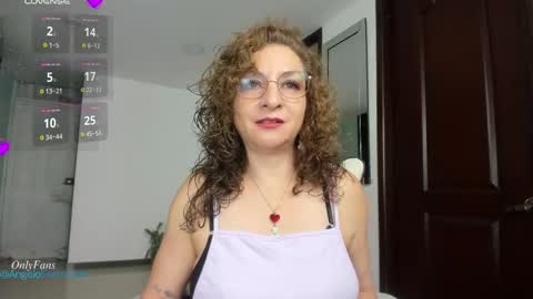 Snapshot of gloriacrespo chatting on 03-07-25, 06:11 gloriacrespo online show from 03-07-25, 06:11