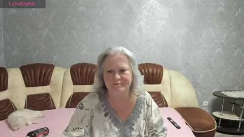 Snapshot of gloriasguirt chatting on 06-29-26, 05:57 Gloriasguirt online show from 06-29-26, 05:57