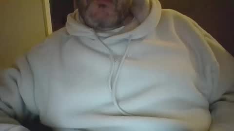 Gloscam online show from 11-30-25, 11:42