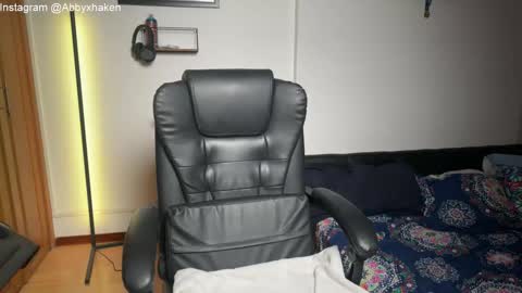 Abby  online show from 09-13-25, 01:38