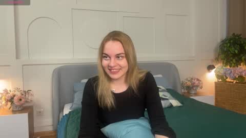 Margo online show from 03-13-26, 01:56