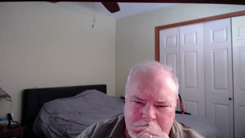 Snapshot of gmctruckguy chatting on 02-08-26, 06:22 gmctruckguy online show from 02-08-26, 06:22