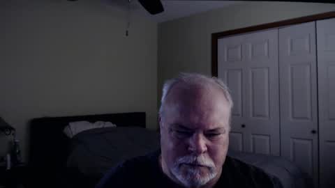 Snapshot of gmctruckguy chatting on 02-28-26, 07:15 gmctruckguy online show from 02-28-26, 07:15