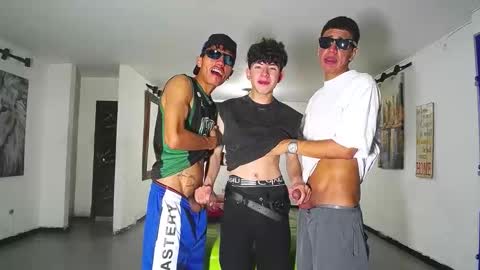 THOMAS AND DAMIAND online show from 01-12-26, 07:41