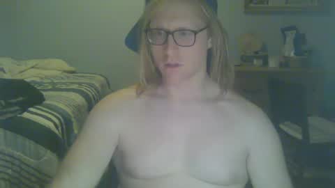 Snapshot of gnger31foru chatting on 12-03-24, 02:47 Steven Meadow online show from 12-03-24, 02:47