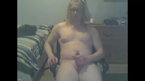 Snapshot of gnger31foru chatting on 01-28-25, 02:21 Steven Meadow online show from 01-28-25, 02:21