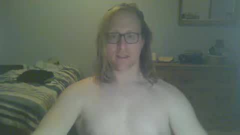 Snapshot of gnger31foru chatting on 02-07-25, 02:19 Steven Meadow online show from 02-07-25, 02:19