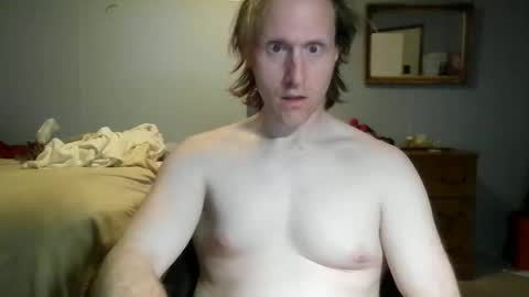 Snapshot of gnger31foru chatting on 06-07-26, 01:21 Steven Meadow online show from 06-07-26, 01:21