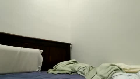 gnik8124 online show from 11-07-25, 07:52