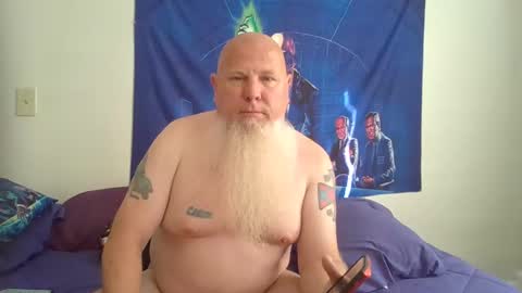 Snapshot of gnomebeard chatting on 10-16-25, 03:35 Gnomebeard online show from 10-16-25, 03:35