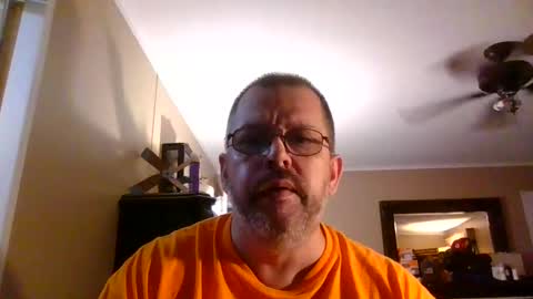 Snapshot of gobey33 chatting on 09-22-25, 12:23 IDKIDCIDGAF online show from 09-22-25, 12:23