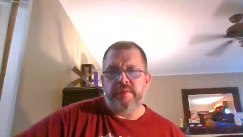 Snapshot of gobey33 chatting on 09-26-25, 06:23 IDKIDCIDGAF online show from 09-26-25, 06:23