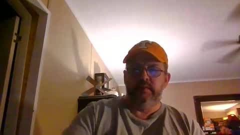 Snapshot of gobey33 chatting on 10-11-25, 12:21 IDKIDCIDGAF online show from 10-11-25, 12:21