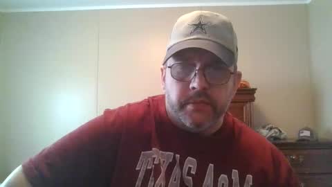 Snapshot of gobey33 chatting on 01-05-26, 06:33 IDKIDCIDGAF online show from 01-05-26, 06:33