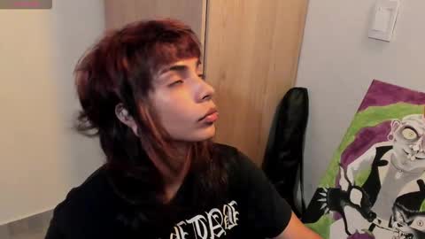 Snapshot of god_dereck chatting on 02-10-26, 06:01 god_dereck online show from 02-10-26, 06:01