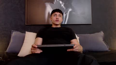 Snapshot of god_of_olympus1 chatting on 12-22-24, 10:15 steven online show from 12-22-24, 10:15