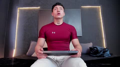 Snapshot of god_of_olympus1 chatting on 01-05-25, 06:02 steven online show from 01-05-25, 06:02