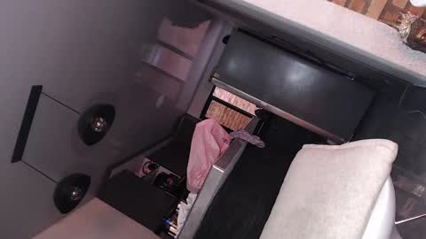 daniela online show from 02-04-25, 07:44