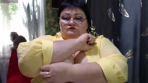 Snapshot of goddess57 chatting on 10-16-25, 07:31 Goddess online show from 10-16-25, 07:31