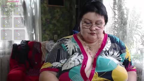 Snapshot of goddess57 chatting on 10-26-25, 07:47 Goddess online show from 10-26-25, 07:47