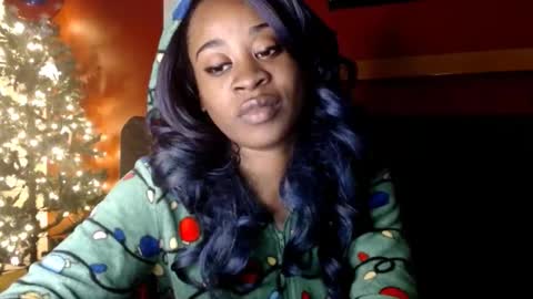 Snapshot of goddess_aaliyah chatting on 11-30-25, 07:23 goddess_aaliyah online show from 11-30-25, 07:23