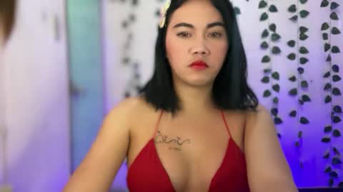Snapshot of goddess_christinexx chatting on 01-14-26, 02:06 Christine online show from 01-14-26, 02:06