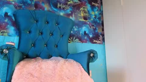 Mrs. Isabella online show from 06-25-26, 05:12