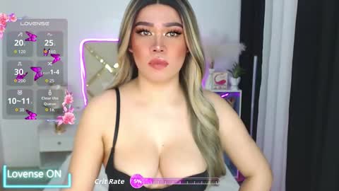 Lyka Fox online show from 04-06-26, 01:14