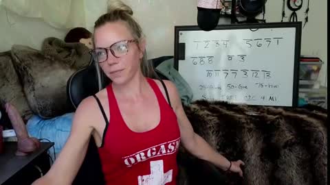 Patricia Mars           Goddess of Mars twitter thegoddessmindy online show from 09-18-25, 03:14