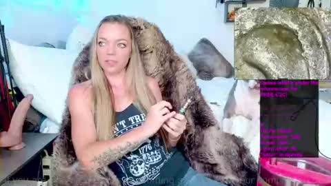 Patricia Mars           Goddess of Mars twitter thegoddessmindy online show from 08-04-26, 02:30