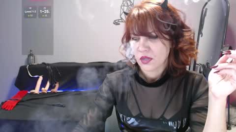 Snapshot of goddess_orsa chatting on 11-22-25, 03:44 Orsa online show from 11-22-25, 03:44