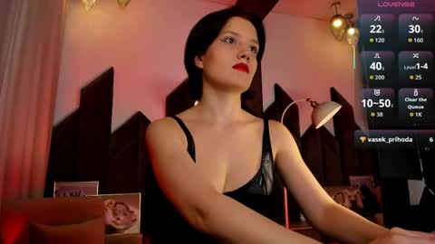 Snapshot of goddess_rowen chatting on 05-06-26, 04:23 goddess_rowen online show from 05-06-26, 04:23