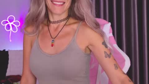 Katarina online show from 06-10-26, 12:37