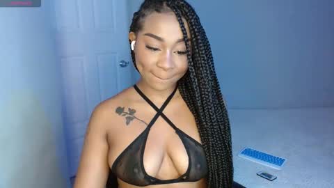 Snapshot of goddess_val chatting on 11-06-25, 10:16 Valentina online show from 11-06-25, 10:16