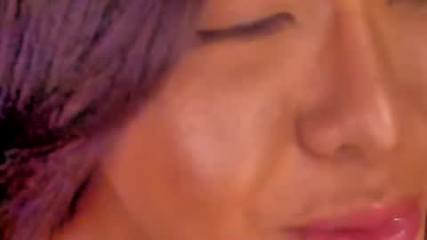Snapshot of goddessbarbiecum4u chatting on 05-06-26, 03:24 Barbie Brown online show from 05-06-26, 03:24