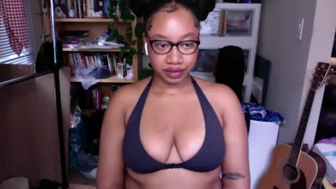 Goddess Daisy Sky online show from 09-11-25, 06:30