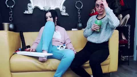 Snapshot of goddessgeorgia chatting on 01-15-25, 03:18 Goddess Georgia online show from 01-15-25, 03:18