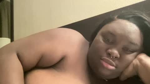 Madame Jackie online show from 09-29-25, 01:44