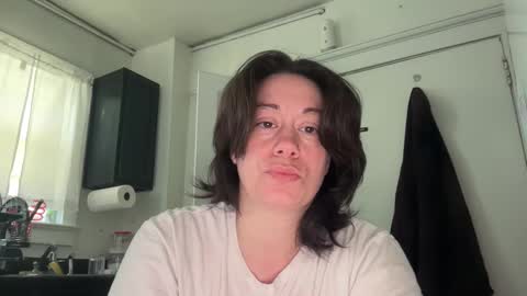 Snapshot of goddessjaylastar chatting on 04-21-26, 02:01 GoddessJayla Star online show from 04-21-26, 02:01