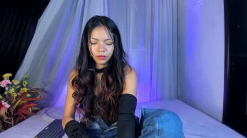 Julieta online show from 01-21-25, 01:18