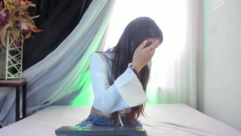 Julieta online show from 03-02-25, 06:19