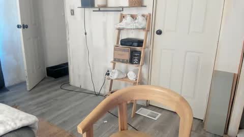 Kallie online show from 10-13-25, 02:39