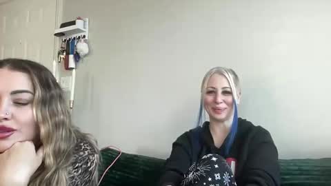 Snapshot of goddesslilith chatting on 12-20-25, 10:50 Goddess Lilith - 111 tks to PM online show from 12-20-25, 10:50