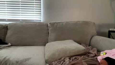 Snapshot of goddessmayvn chatting on 05-04-26, 01:01 GoddessMayvn online show from 05-04-26, 01:01