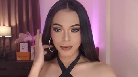 Snapshot of goddessmichaella chatting on 01-07-25, 10:11 Michaella online show from 01-07-25, 10:11