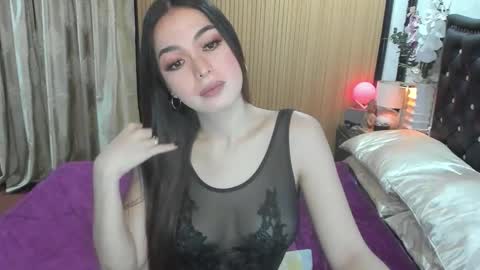 Snapshot of goddessofangel chatting on 11-07-25, 05:40 angel online show from 11-07-25, 05:40