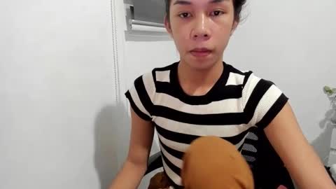 JENNIFER online show from 09-17-25, 06:37