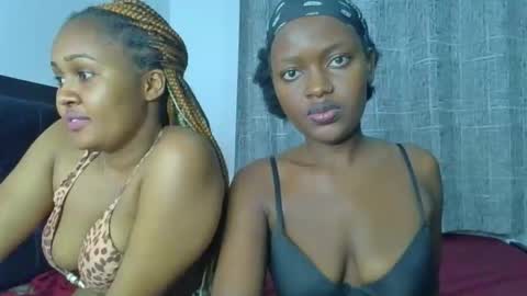 godess_lunah online show from 05-18-26, 07:09