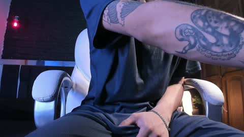 HUAN online show from 12-15-24, 08:41