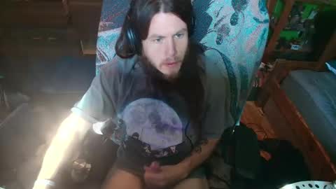 Snapshot of godmangod chatting on 01-15-26, 06:11 jimmyjohnameson online show from 01-15-26, 06:11